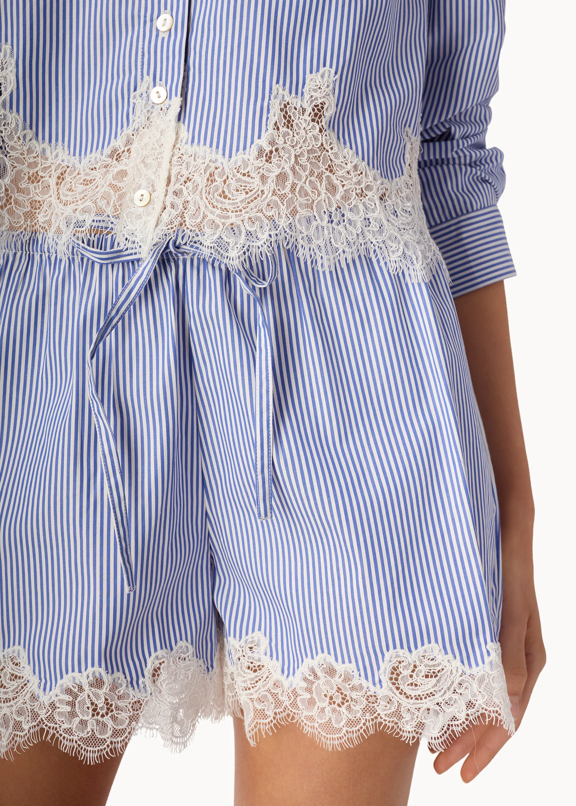 Cassandra Mid Rise Short Blue Stripe - Image 3